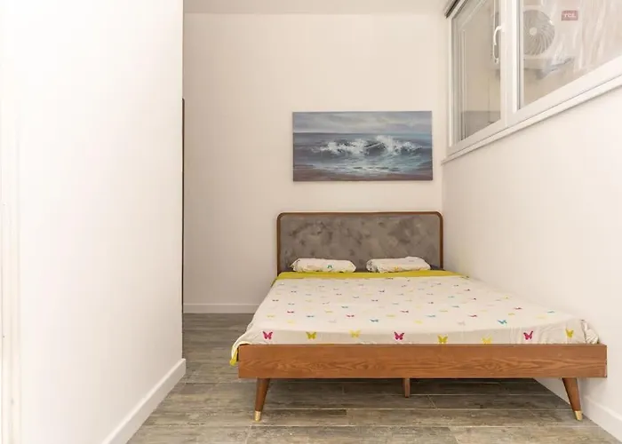 Apartman Ena - Located In Quiet Area 500m Of The Sea